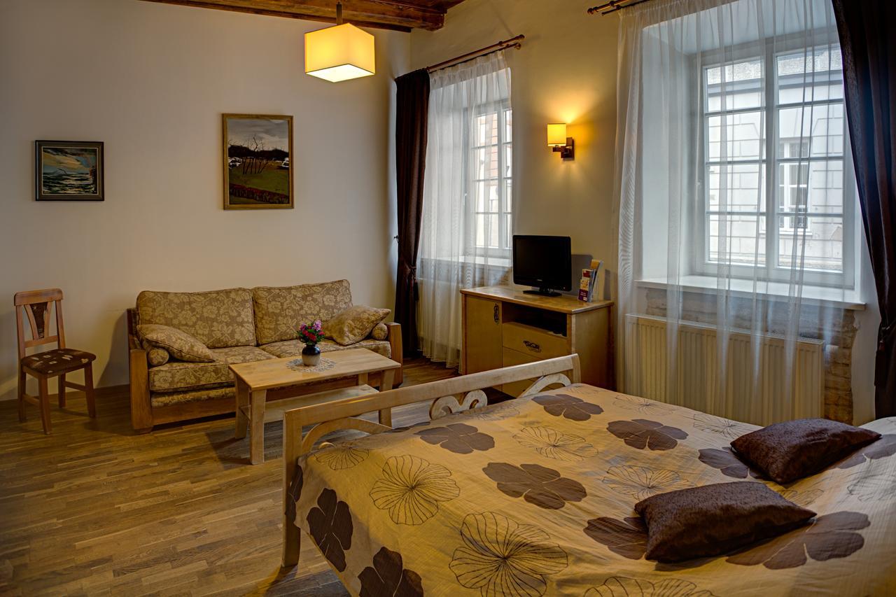 Bernardinu House