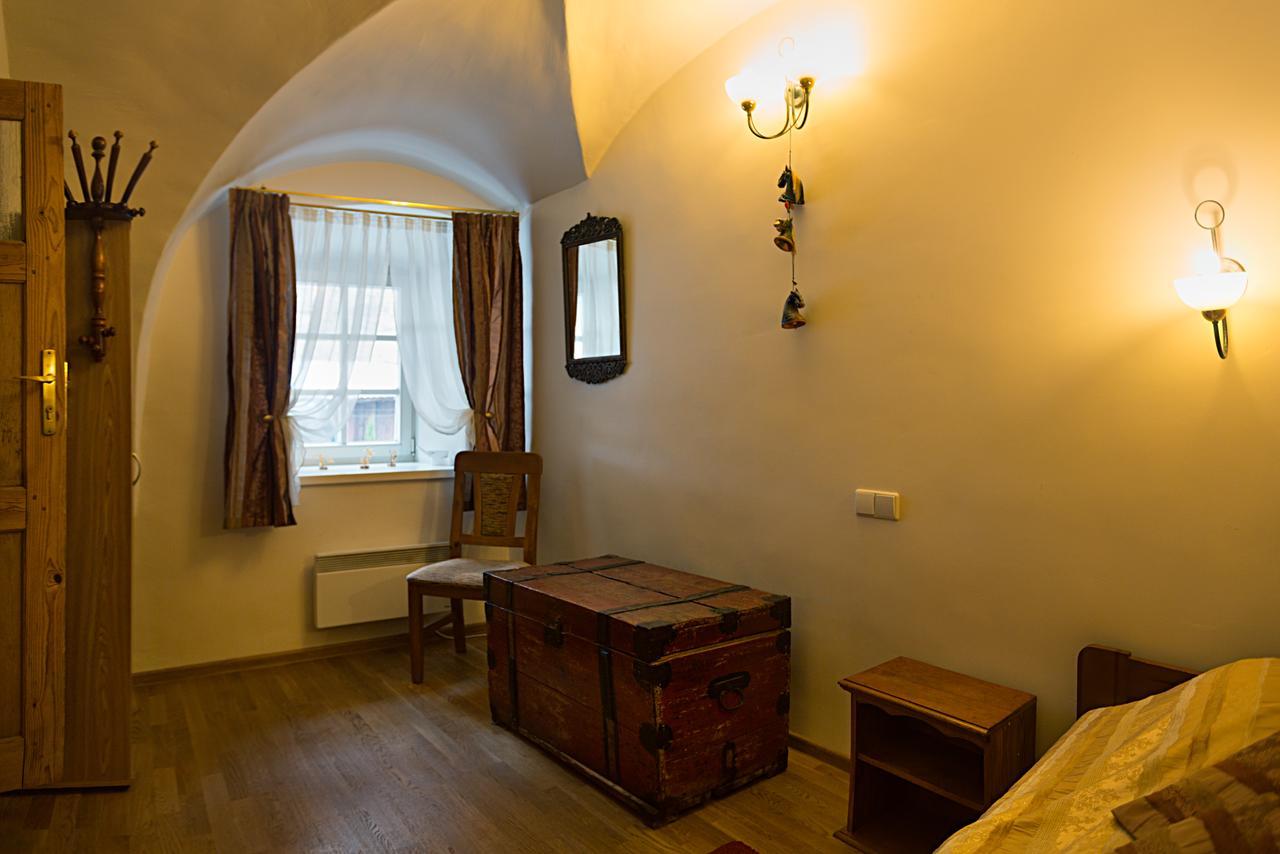 Bernardinu House
