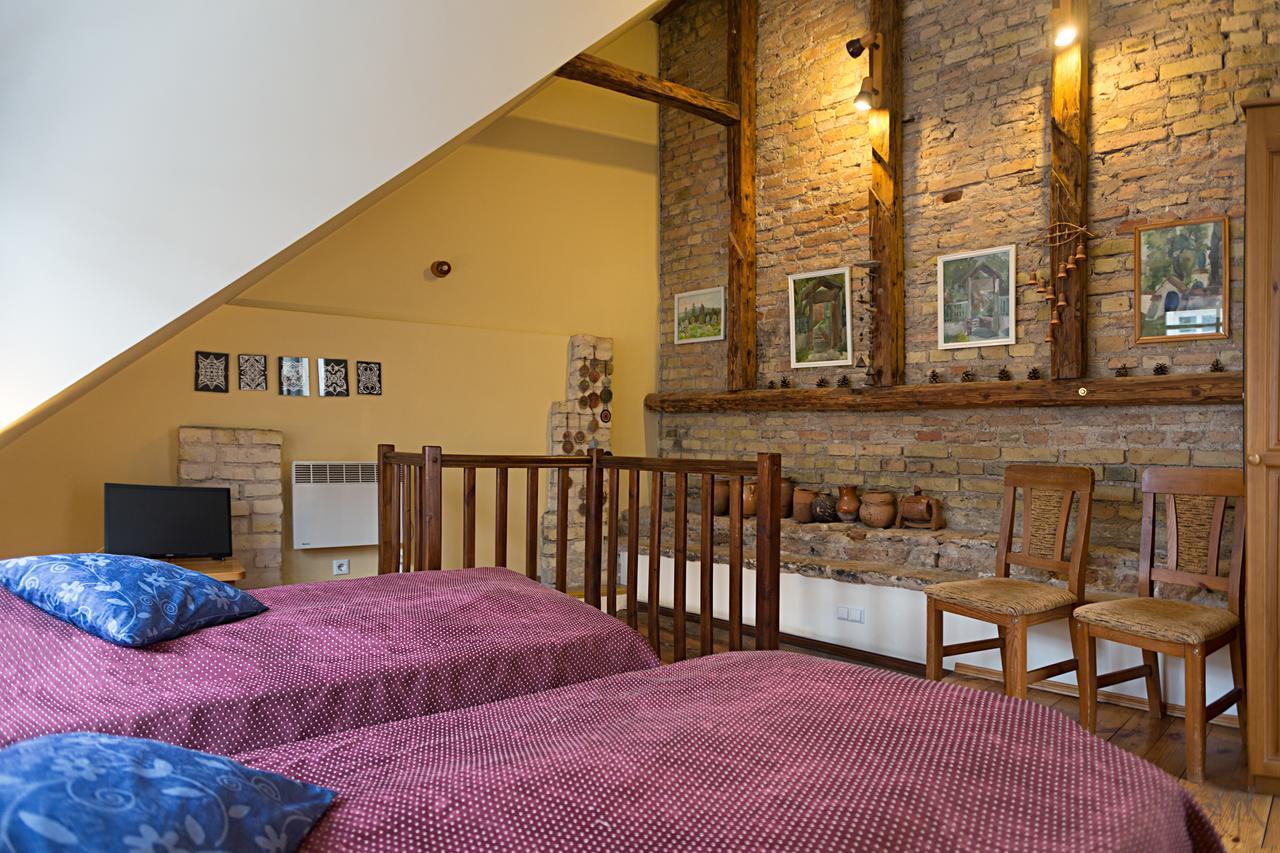 Bed & Breakfast Bernardinu House 2*