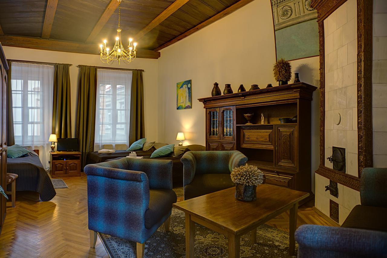 Bernardinu House 2*