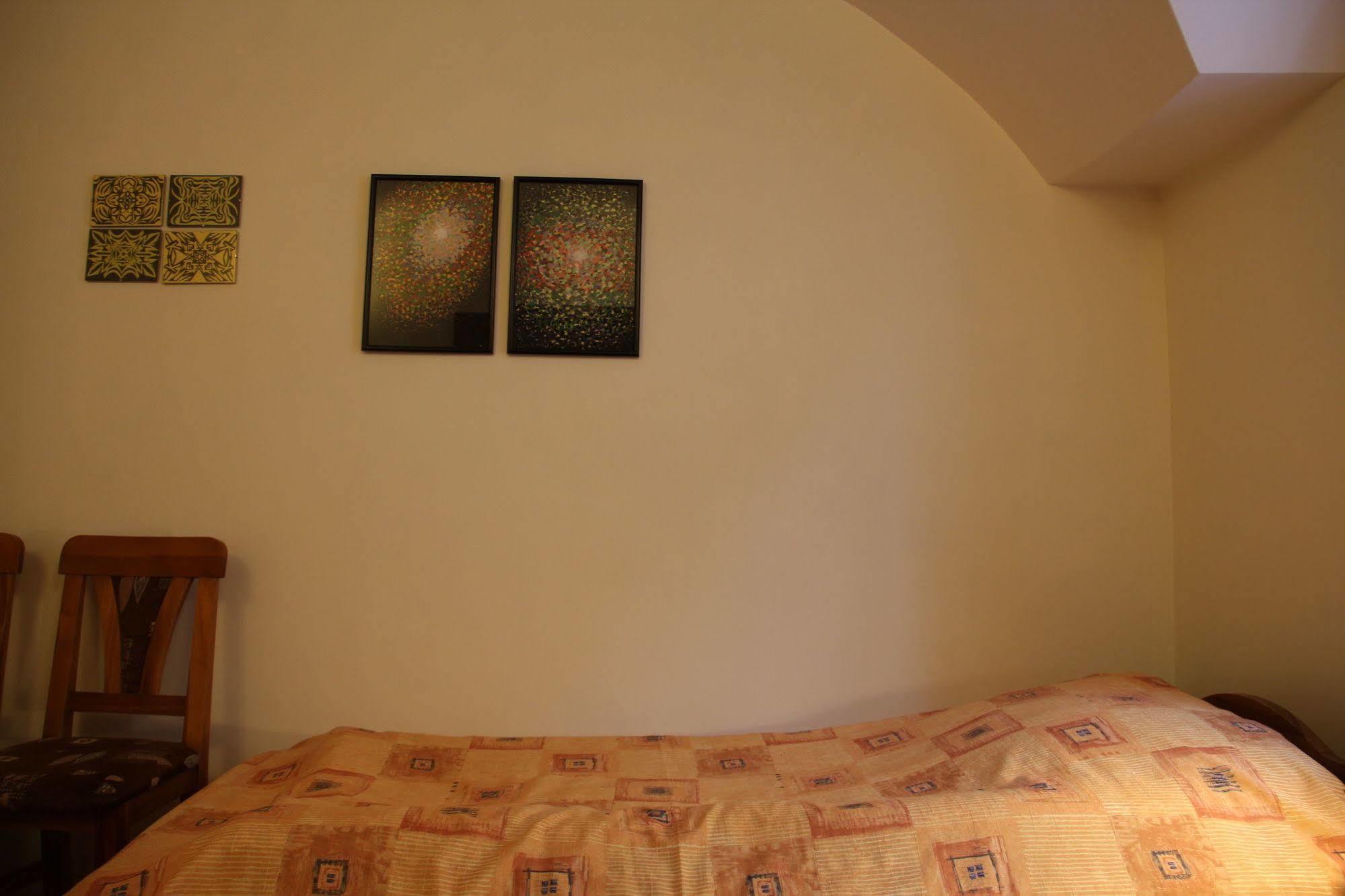 Bernardinu House Bed & Breakfast