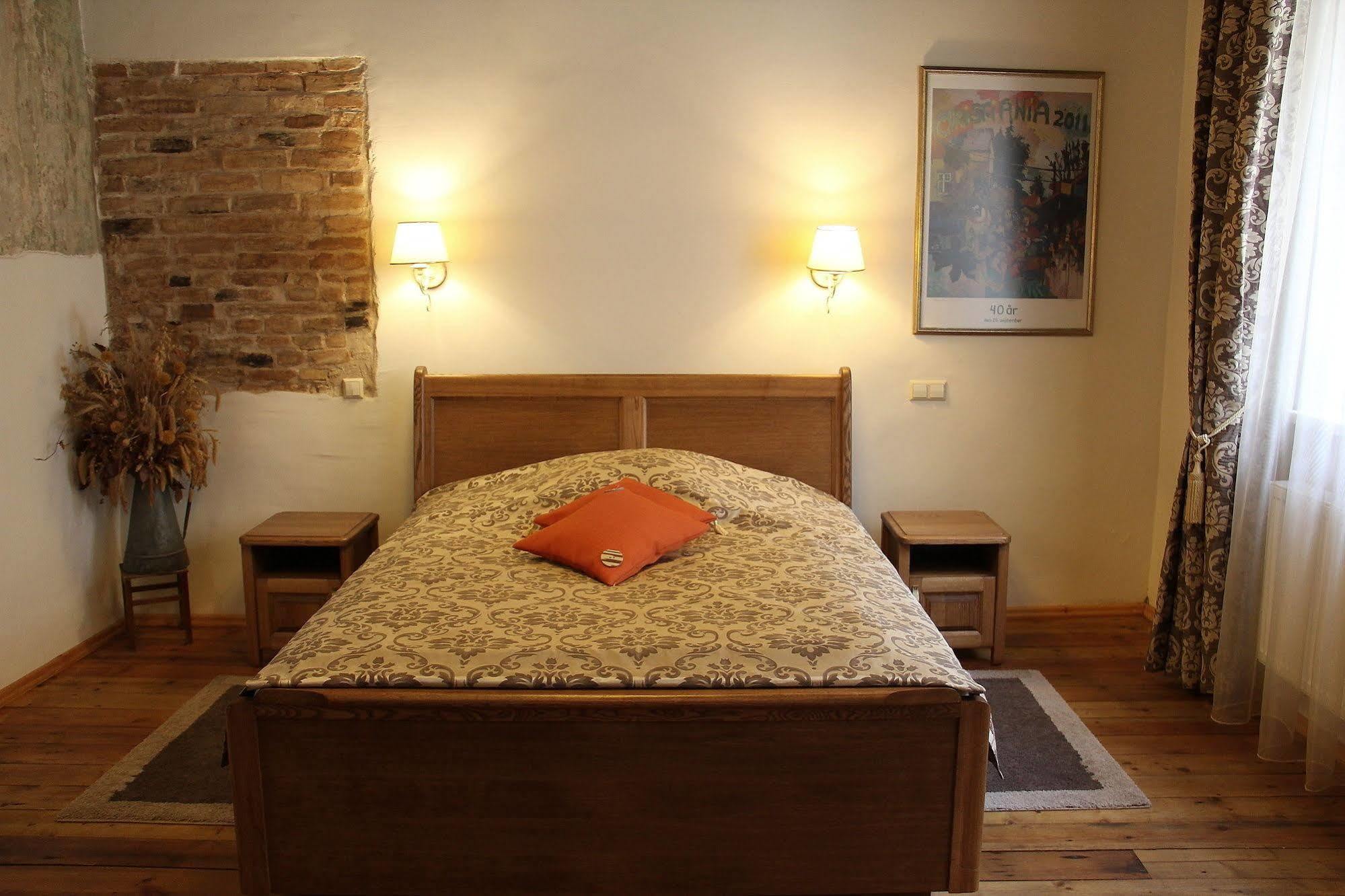 Bernardinu House VNO