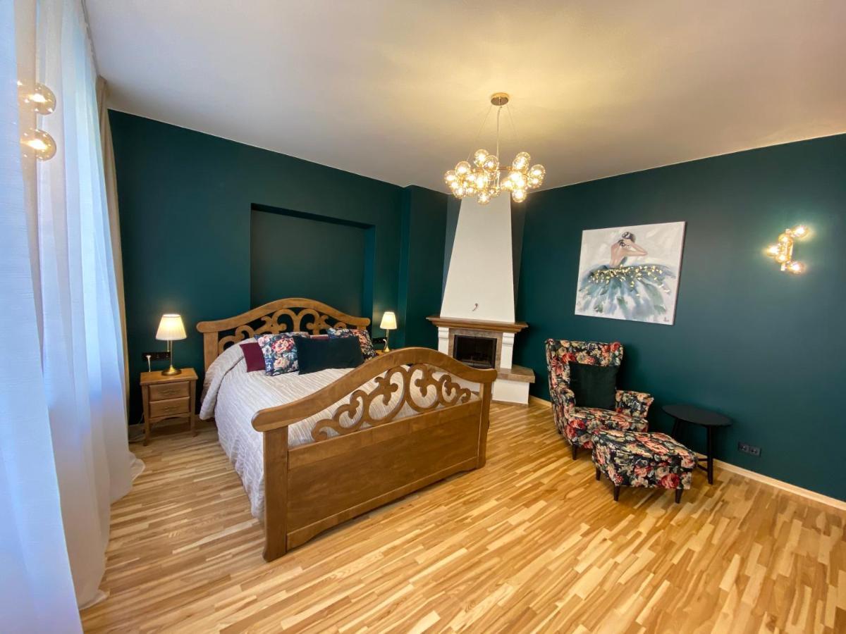 Bernardinu House Bed & Breakfast